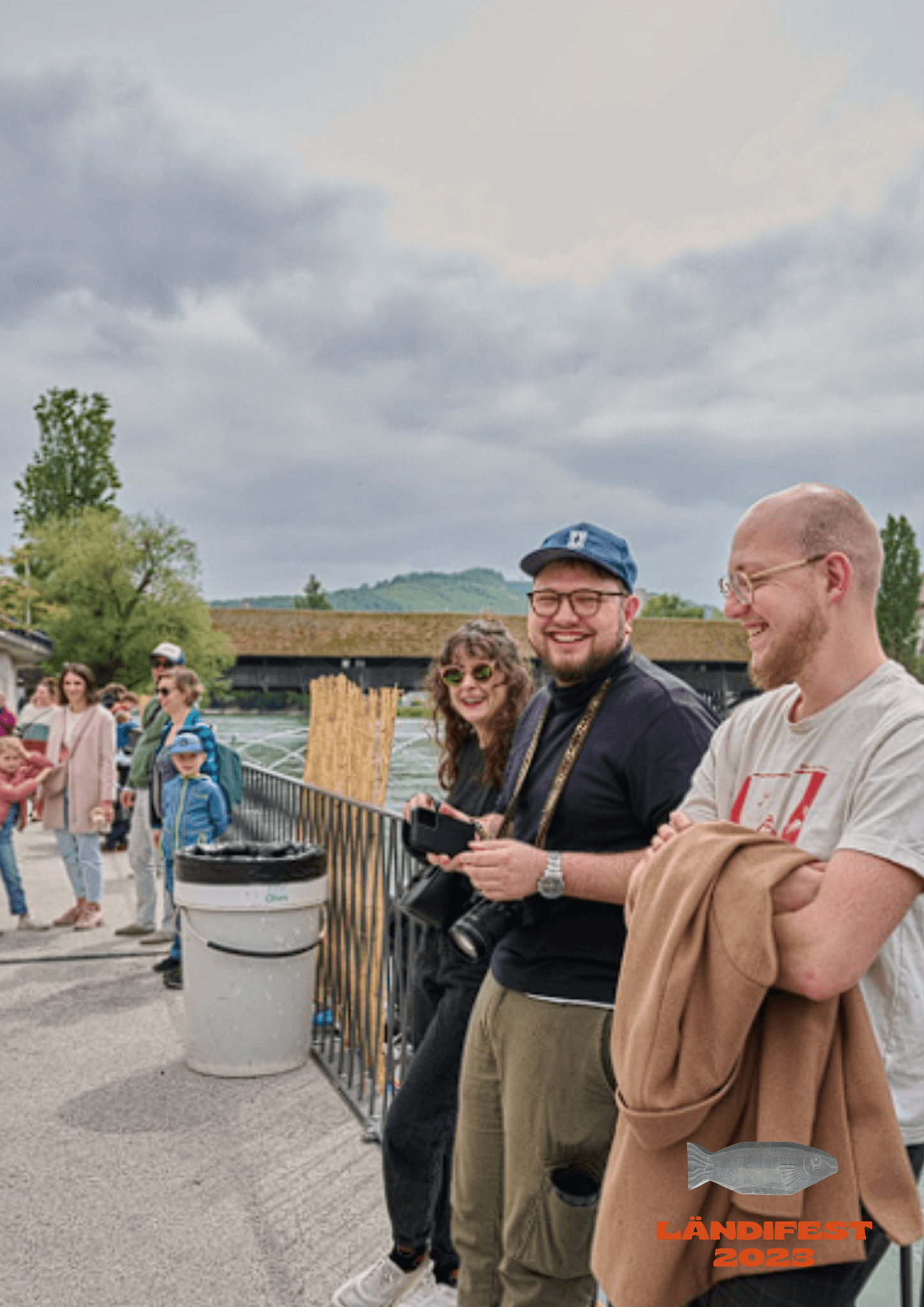 Restaurant Olten – Besucher am Ländiweg mit Blick auf die Aare